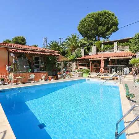 Absolute Vacation Luxury Stratos Near Sea Majestic View Αχλαδιές